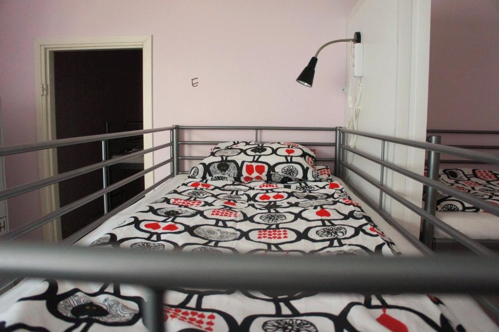 Кровать в общем номере (женский номер) SweetDream Guesthouse