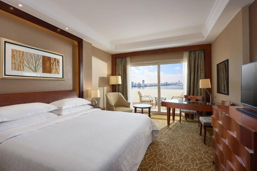 Двухместный номер Premium с частичным видом на Нил и с балконом Sheraton Cairo Hotel & Casino