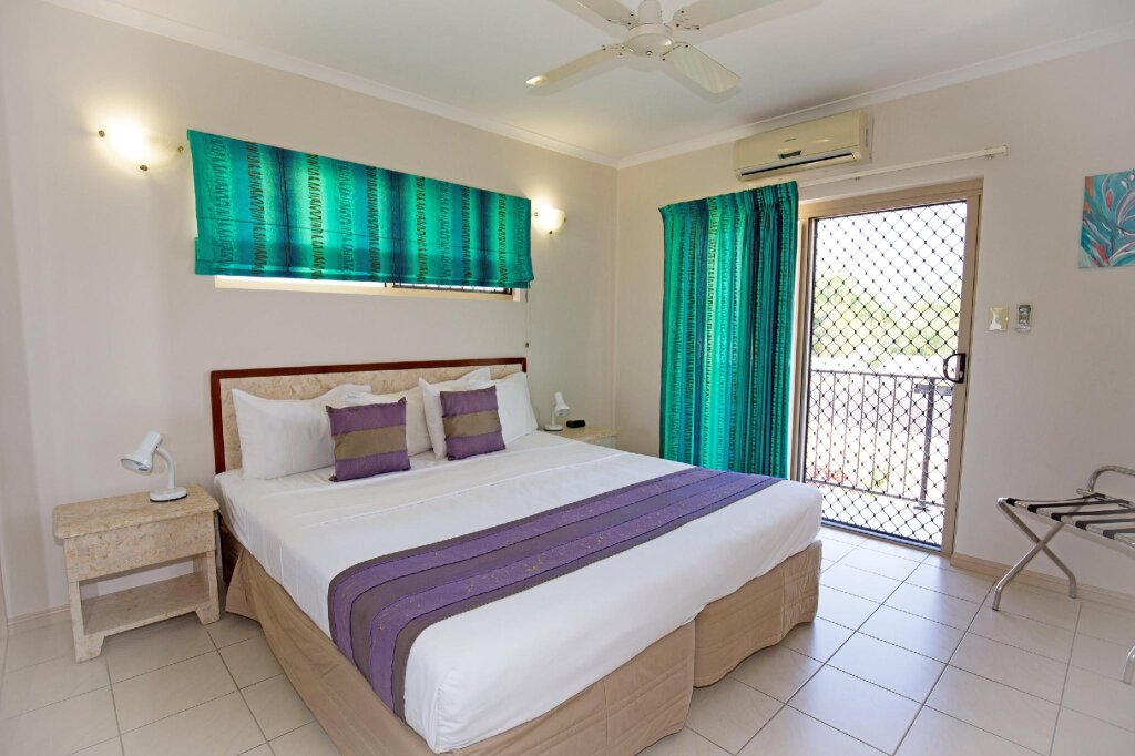 2 Bedrooms Apartment Mission Reef Resort