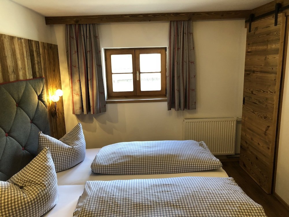 Standard Double room with mountain view Berggasthof Obere Firstalm