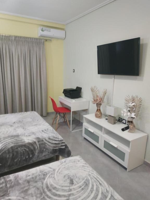Apartment G M 1 ROOMS KENTRO in the heart of the city