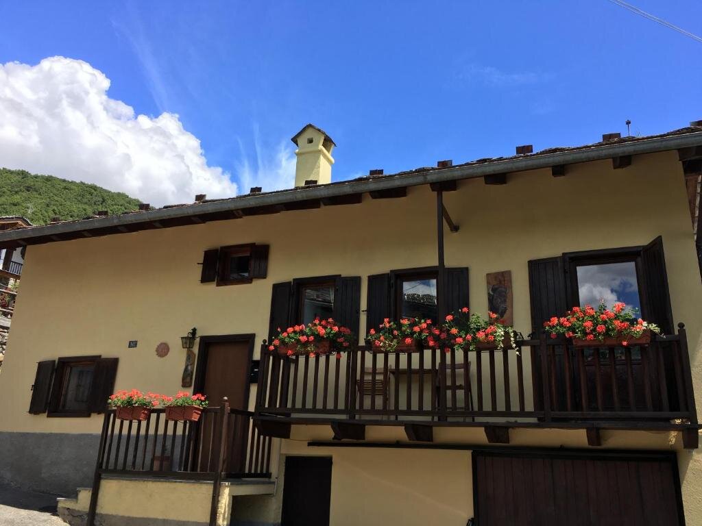 Cottage Aosta Mountain House- Casa La Chapelle