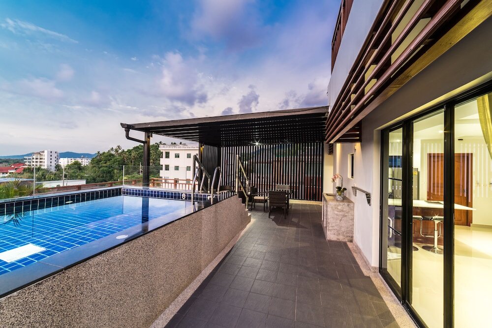 2 Bedrooms Standard room with balcony and with sea view Surin Sabai