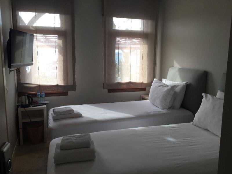 Standard Single room with sea view Teos Lodge