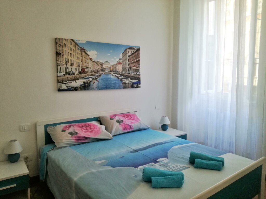 Suite Trieste Center Rooms & Apartments