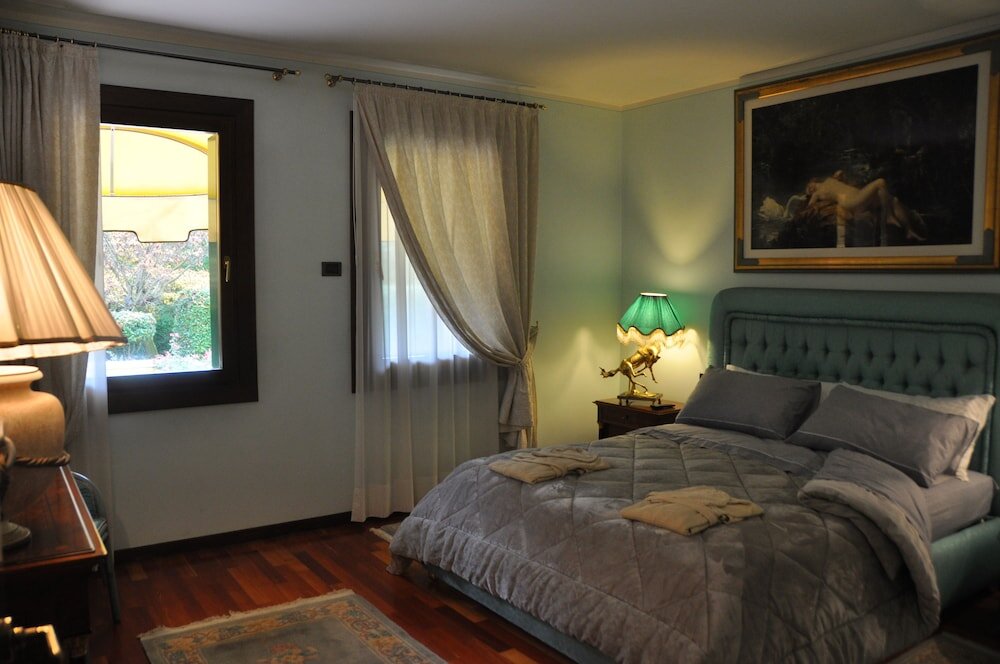 Номер Deluxe с красивым видом из окна Villa Fior di Robinia
