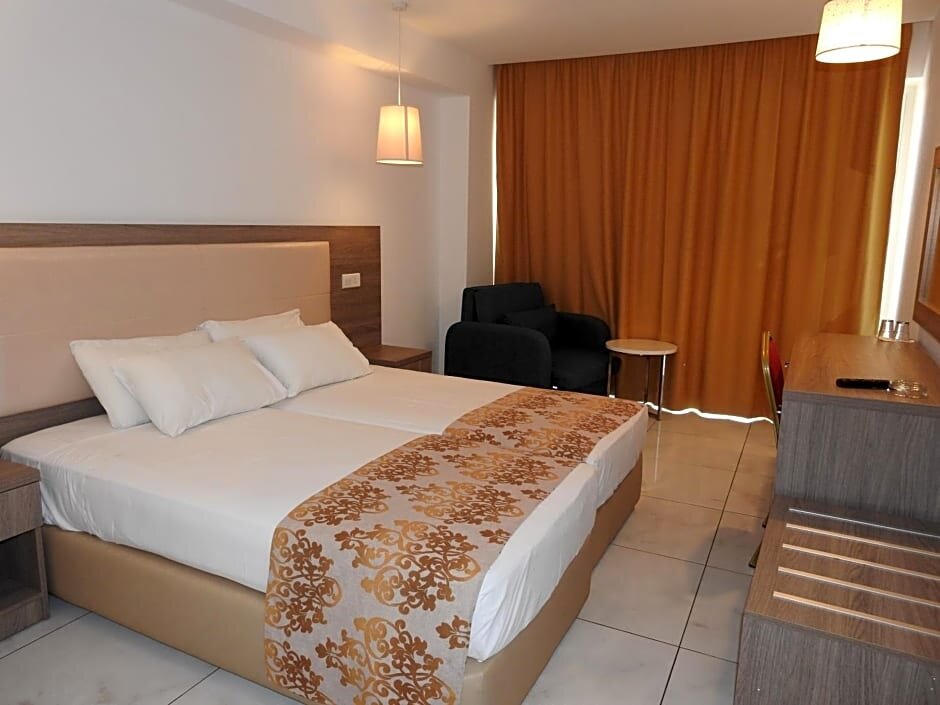 Номер Economy Corfu Hotel