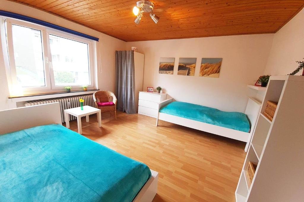 Apartamento con balcón Komplett ausgestattete Ferienwohnung in Wermelskirchen