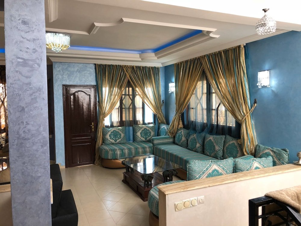 5 Bedrooms Villa with balcony 5 bedroom holiday Villa Yasmine, perfect for family holidays, near beaches