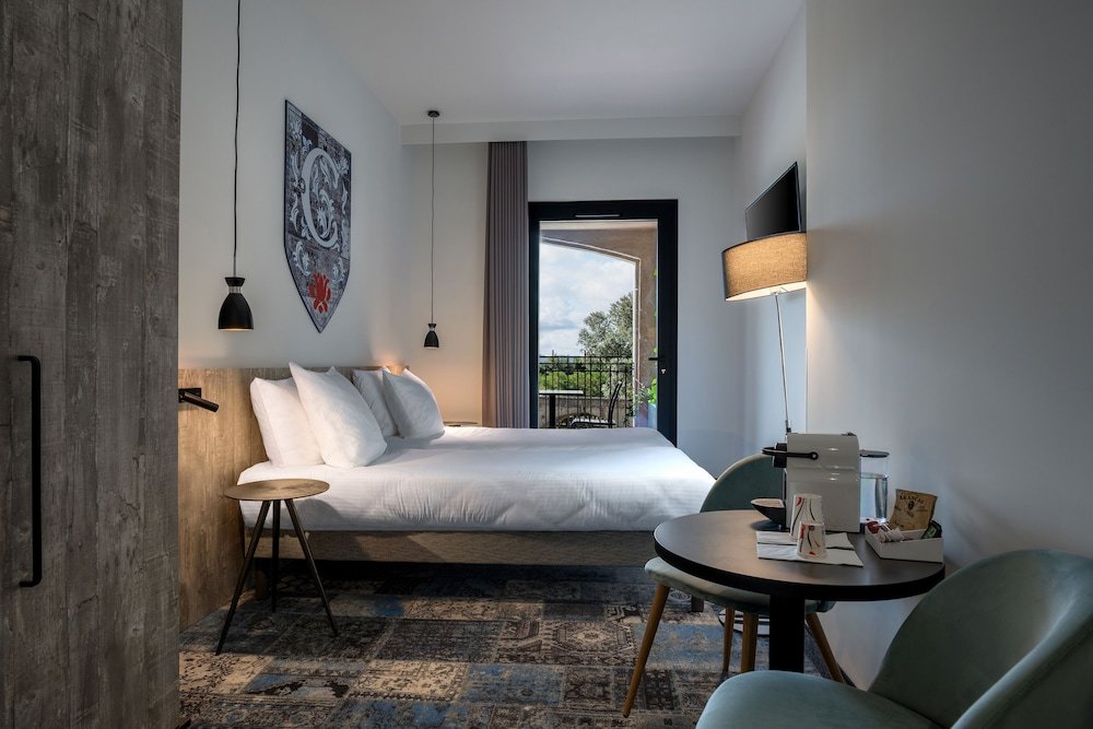 Premium Doppel Zimmer mit Stadtblick SOWELL HOTELS Les Chevaliers
