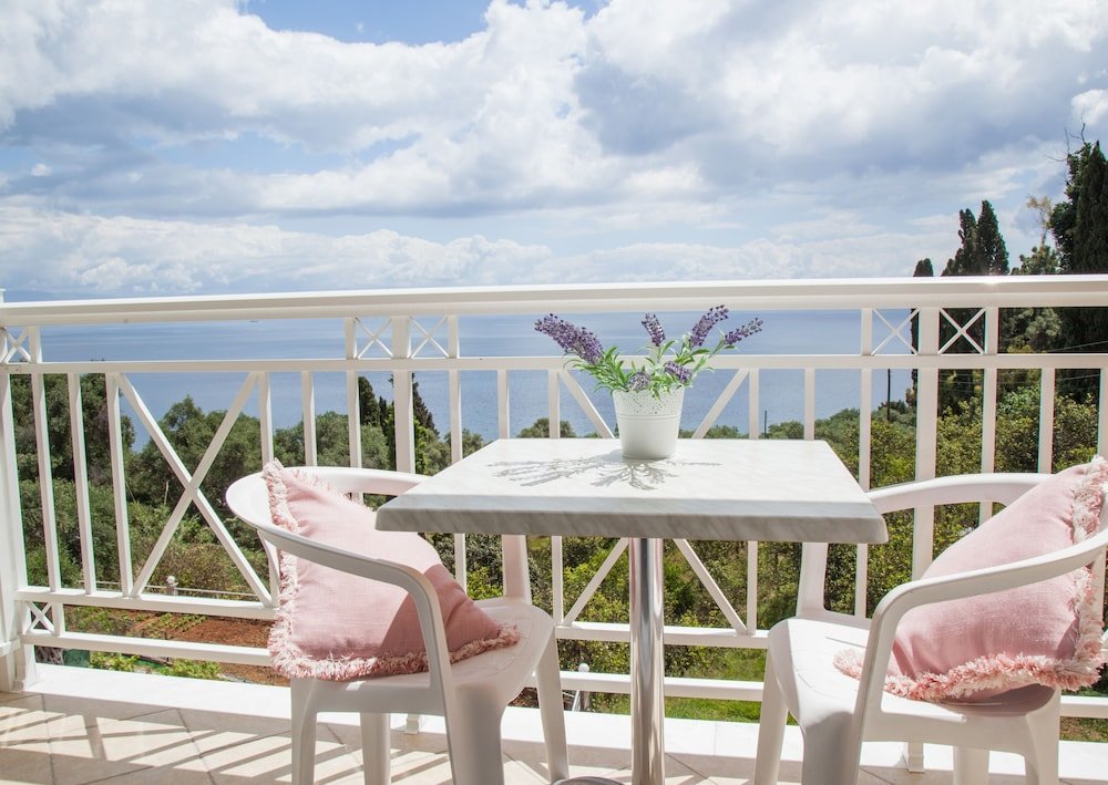 Estudio con balcón Brentanos Apartments - A - View of Paradise