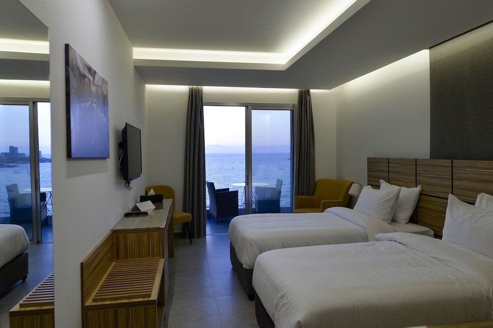 Deluxe Doppel Zimmer mit Balkon Zett Hotel