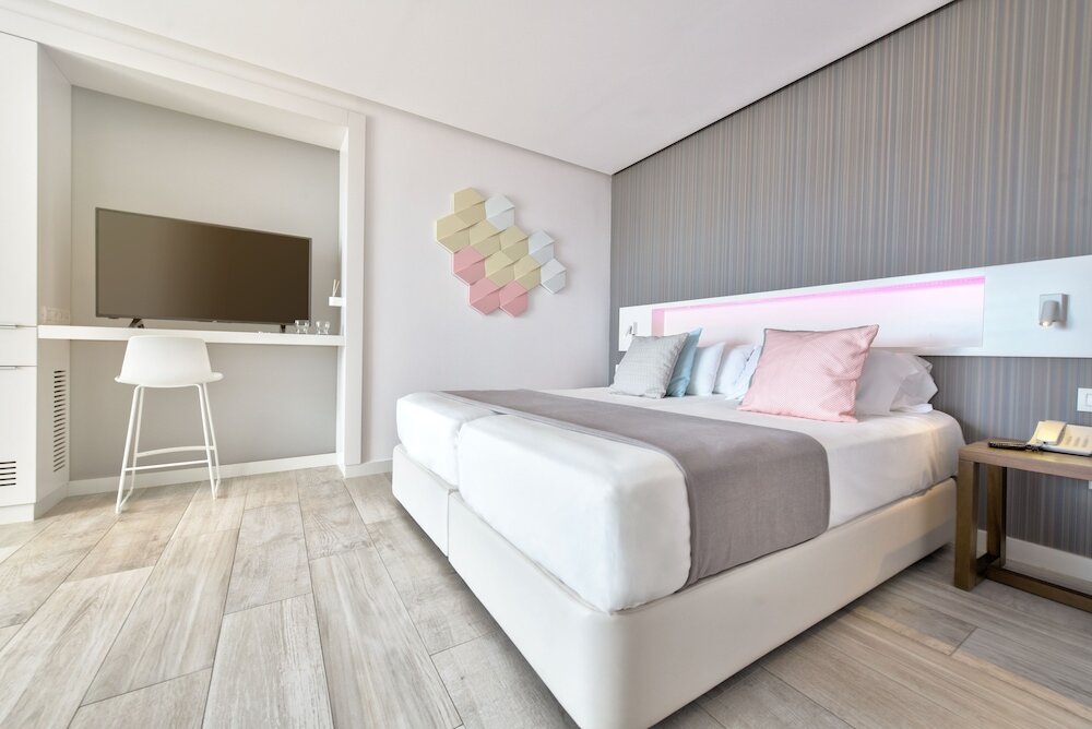 Standard Triple Family room Hotel Garbi Ibiza & Spa