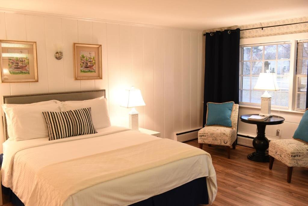 Standard Double room Veranda Cape Cod Family Resort