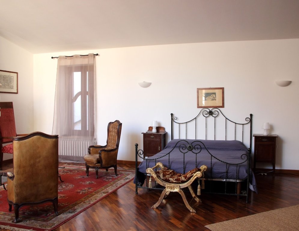 Appartamento familiare con balcone Palermo Kalsa