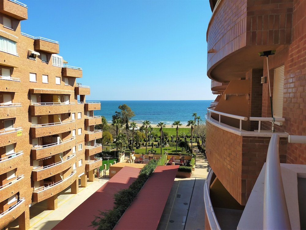 2 Bedrooms Apartment with balcony ACV - Acapulco II-1ª Linea Planta 5 Norte