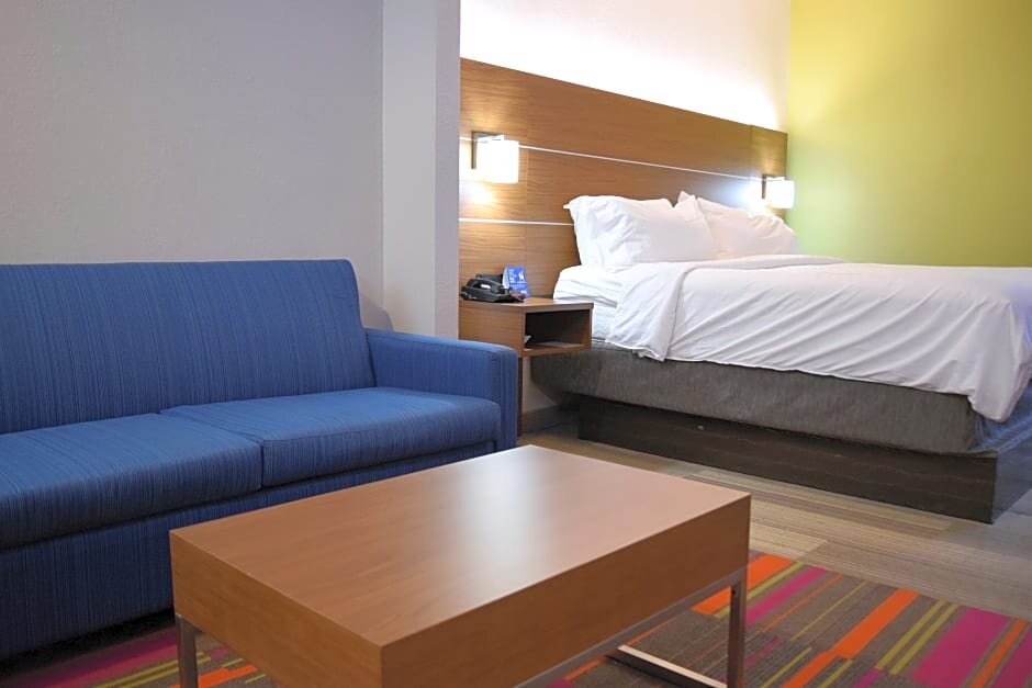 Suite 1 Schlafzimmer Holiday Inn Express & Suites Batesville, an IHG Hotel