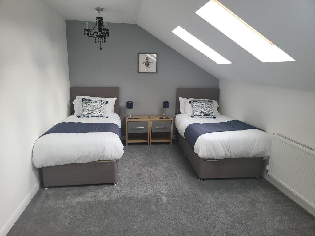 Standard room Immaculate 7 Bed House in Ashton-under-lyne, OL7