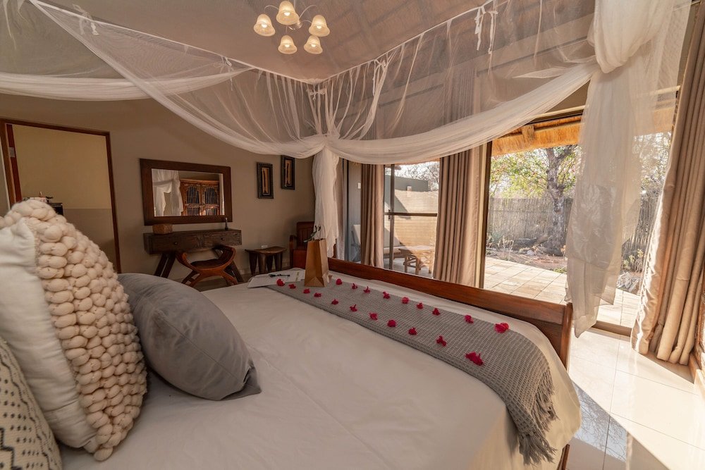 Luxus Suite Tomo Safari Lodge