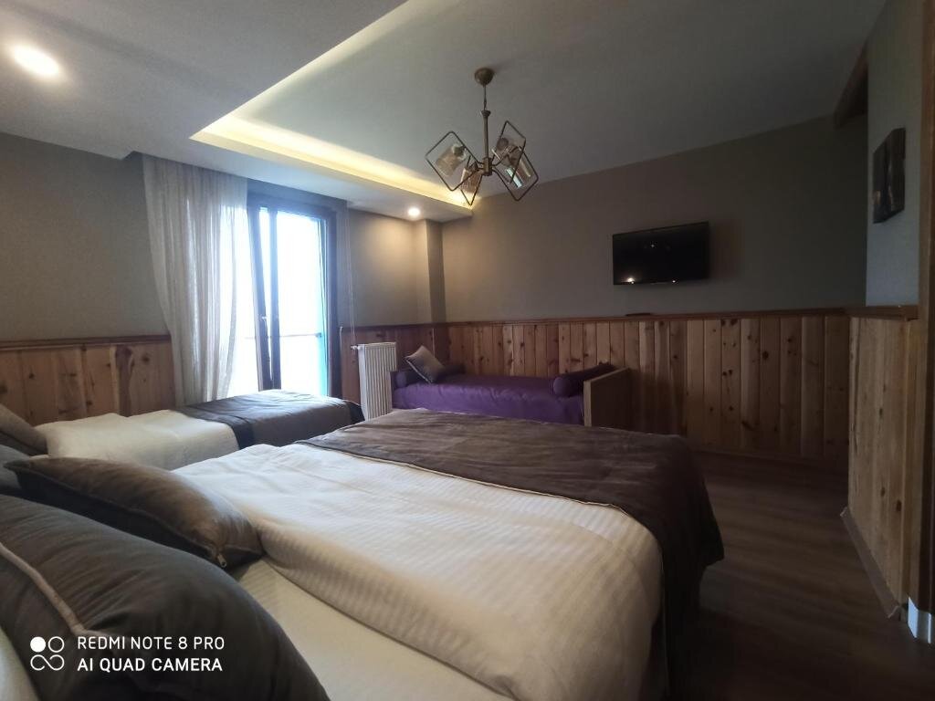 Standard Vierer Zimmer mit Bergblick Ayder Koru Hotel