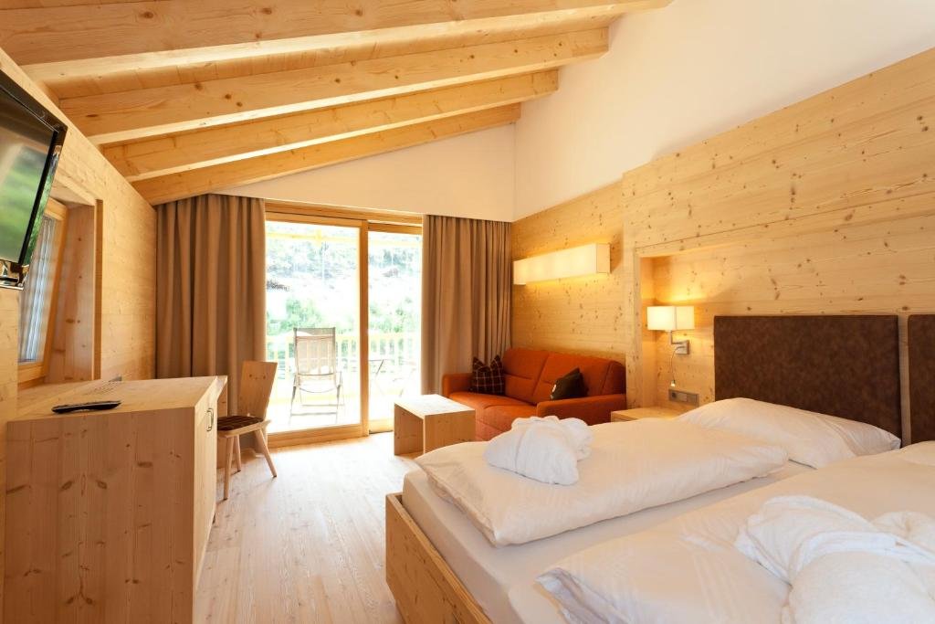 Comfort room Dolmites Nature Hotel Vigilerhof