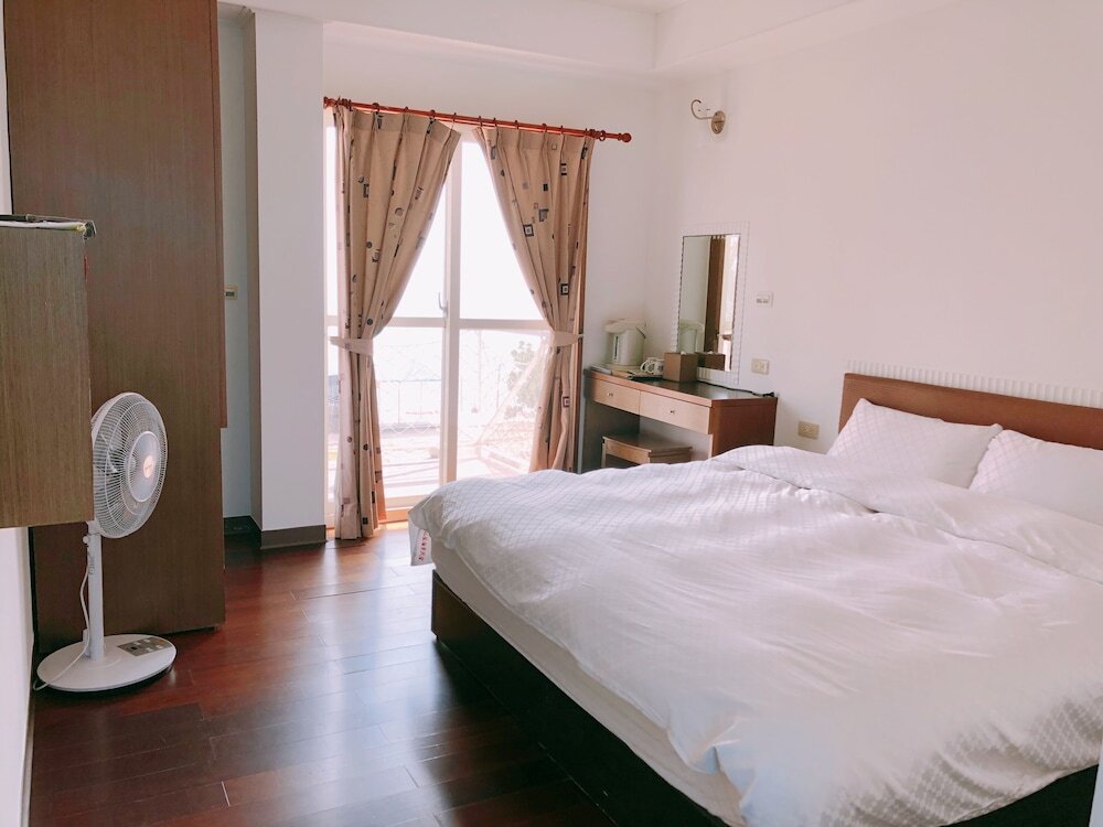 Standard Double room with ocean view Zhixianwu Homestay