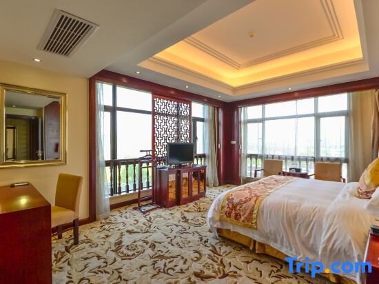 Suite Huangjia International Hotel