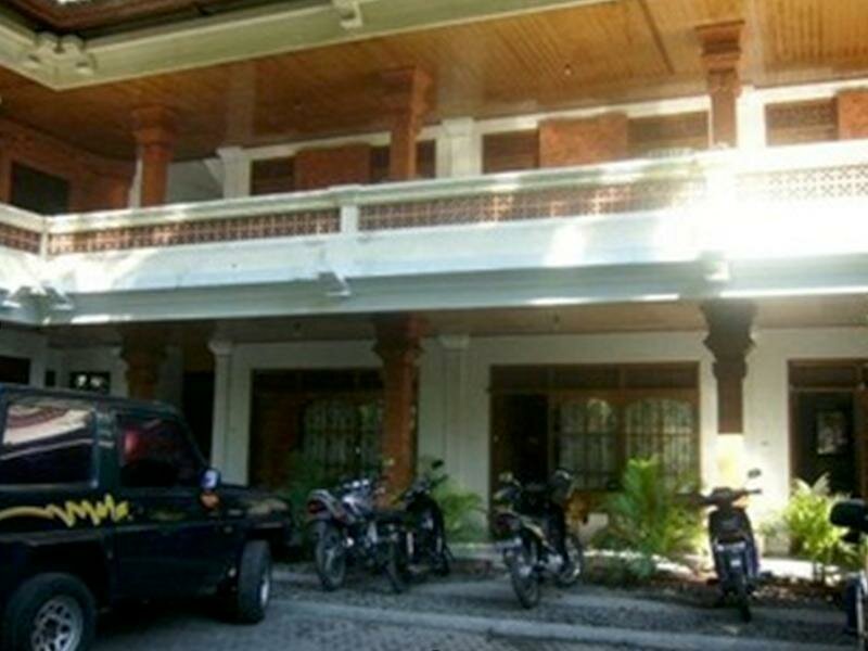 Семейный номер Standard с видом на город Bali Senia Hotel