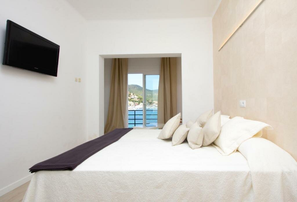 Standard Double room with balcony and with sea view Hotel Brismar