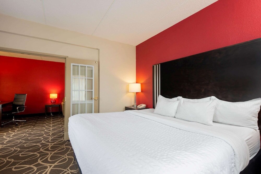 1 Bedroom Deluxe Double room La Quinta Inn & Suites - New River Gorge National Park