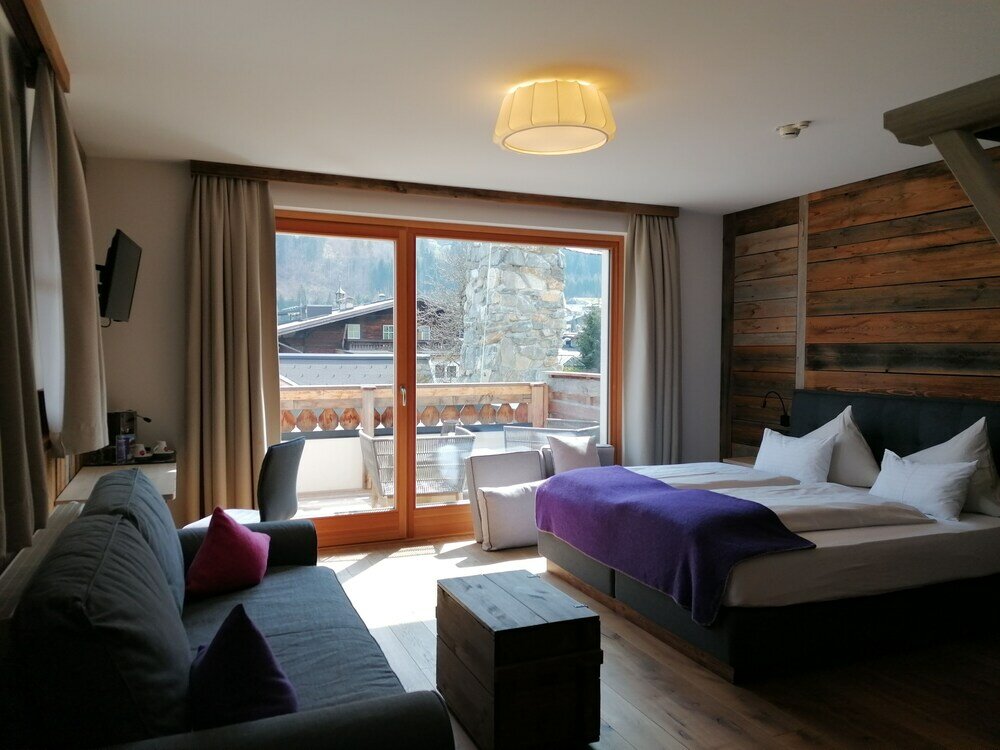Standard room with balcony Almdorf Almlust
