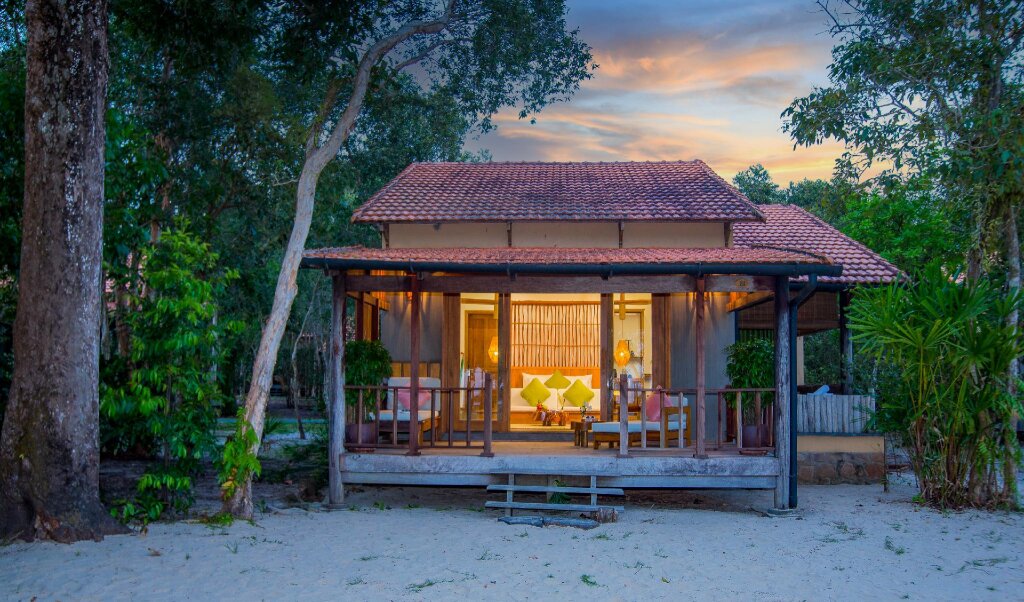 Бунгало beachfront Green Bay Phu Quoc Resort & Spa