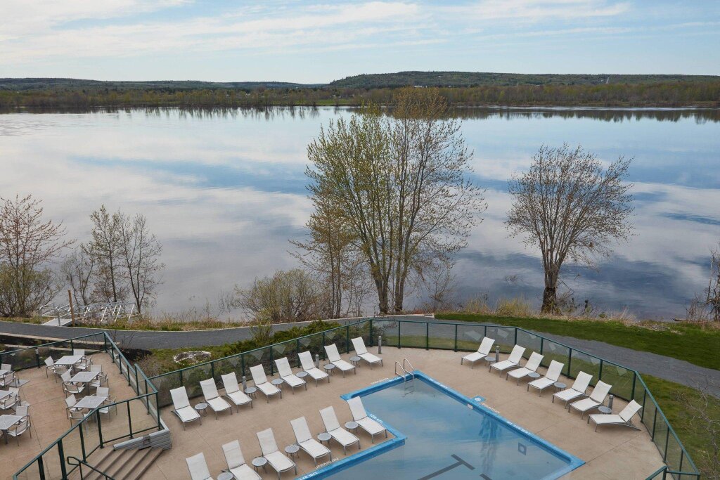 Двухместный номер Standard с видом на реку Delta Hotels by Marriott Fredericton