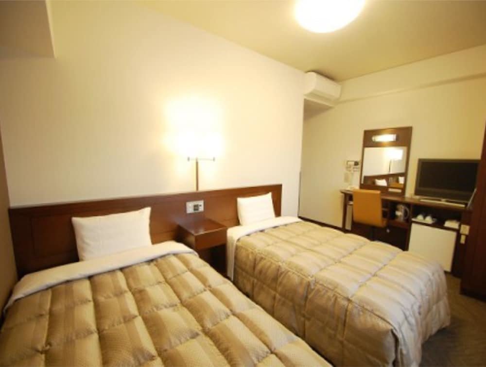 Cama en dormitorio compartido (dormitorio compartido femenino) Hotel Route-Inn Oyama