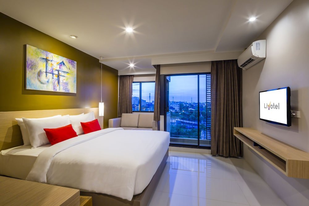 Двухместный номер Standard с балконом Livotel Hotel Kaset Nawamin Bangkok