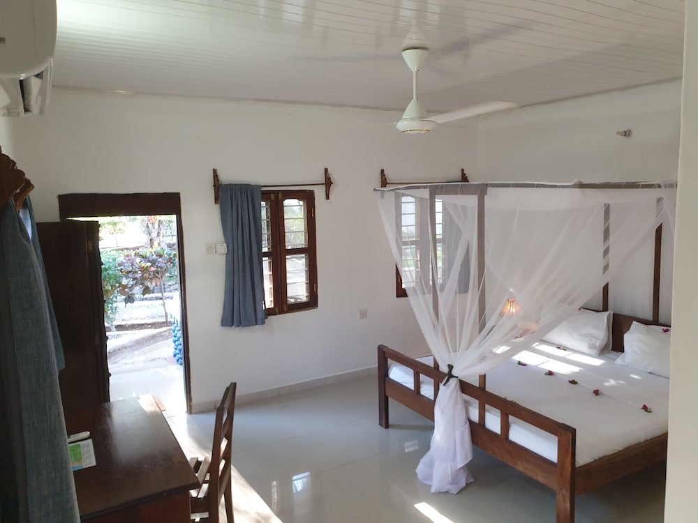 Standard Double room Nungwi Inn Beach Cottages