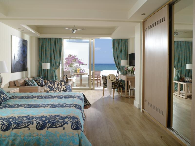 Полулюкс Knossos Beach Bungalows Suites Resort & Spa