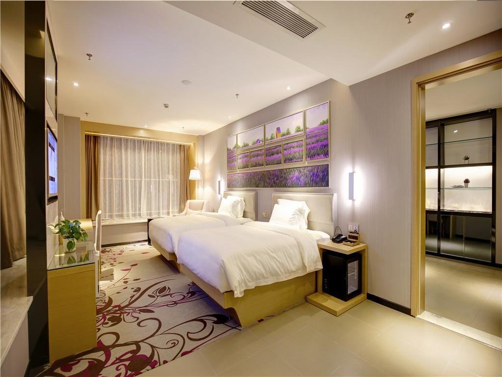 Двухместный люкс Business Lavande Hotel Shanghai Hongqiao National Convention Center Branch