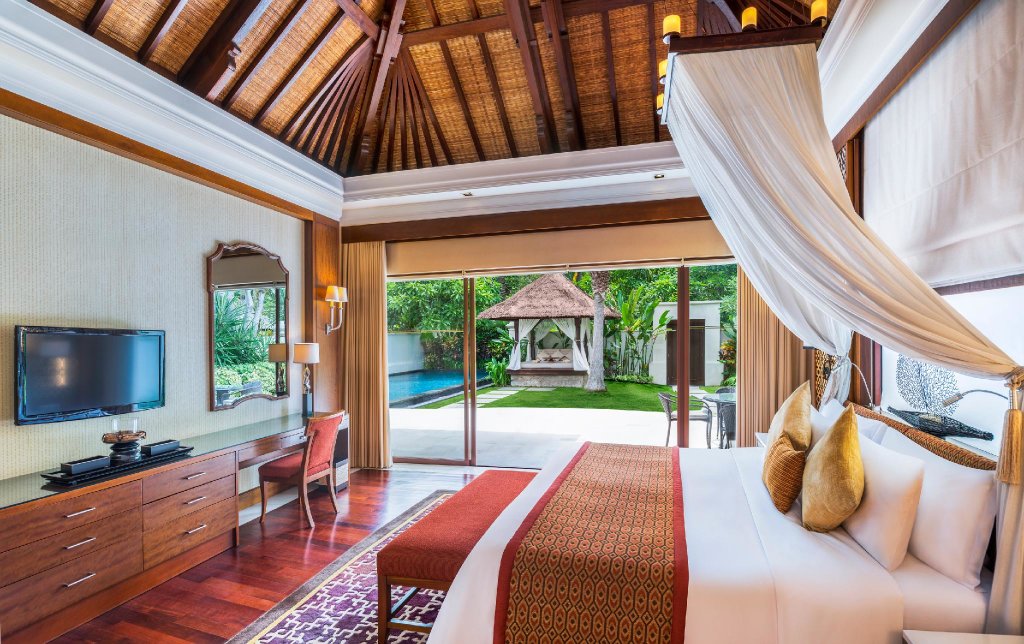 Двухместная Villa with Private Pool and Garden View c 1 комнатой The Laguna, A Luxury Collection Resort & Spa, Nusa Dua, Bali