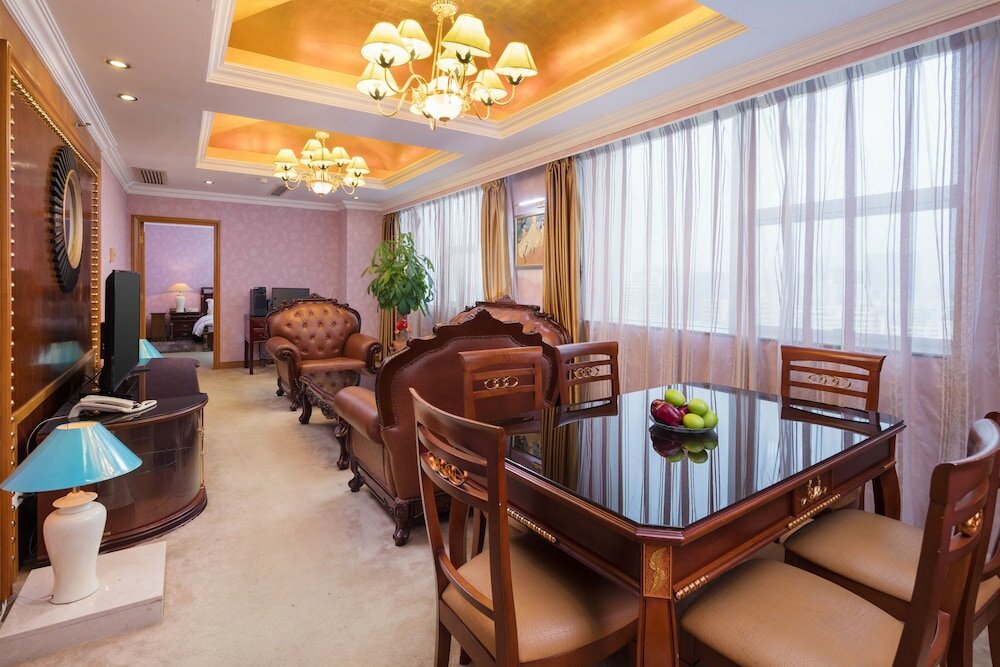 Люкс Xinyuan Hot Spring Hotel