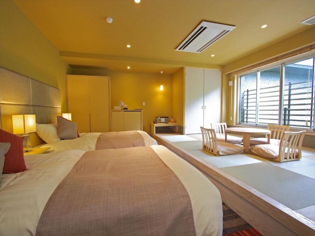 Standard Doppel Zimmer mit Bergblick Hakone Yuyado Zen