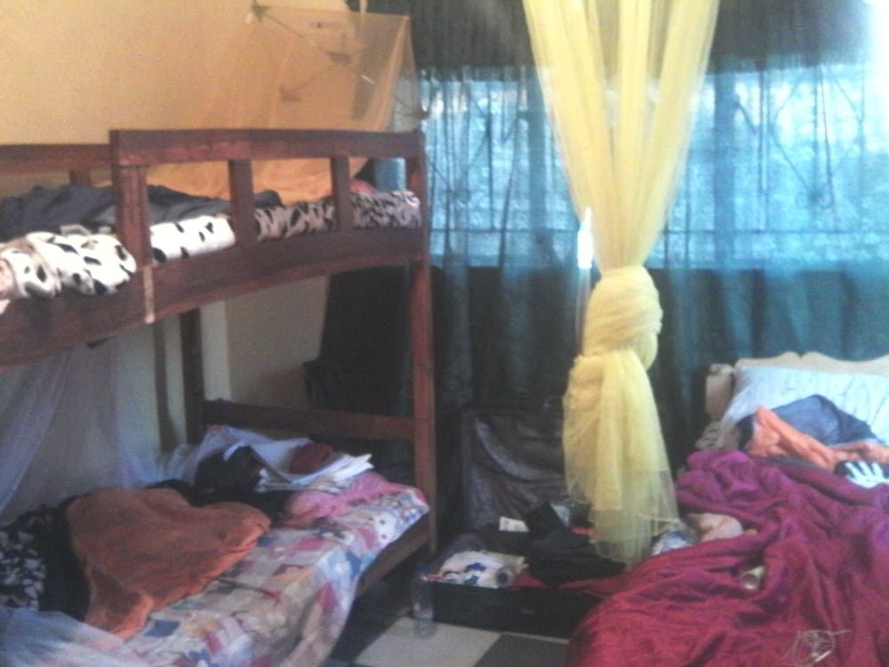 Cama en dormitorio compartido Ubuntu humanity Trust