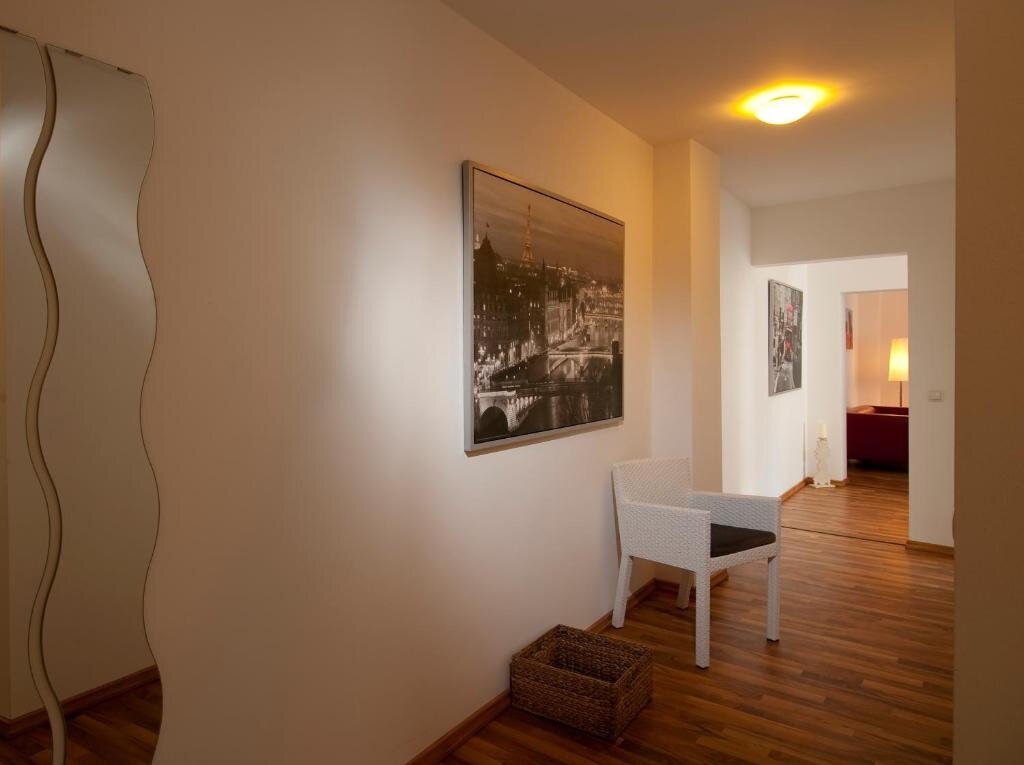 Standard Doppel Zimmer mit Balkon Boardinghaus Koblenz Altstadt