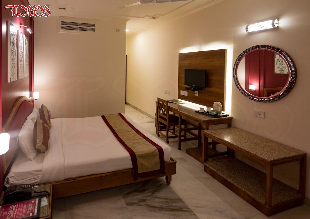 Двухместный номер Superior LMB Hotel City Centre, Jaipur