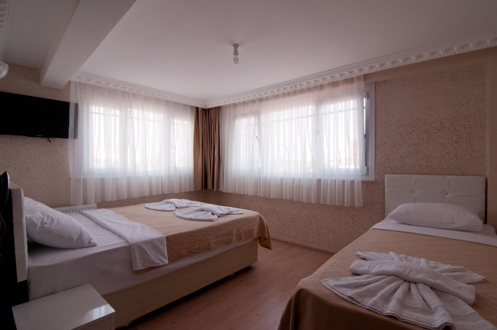 Standard Triple room Istanbul Budget Hotel