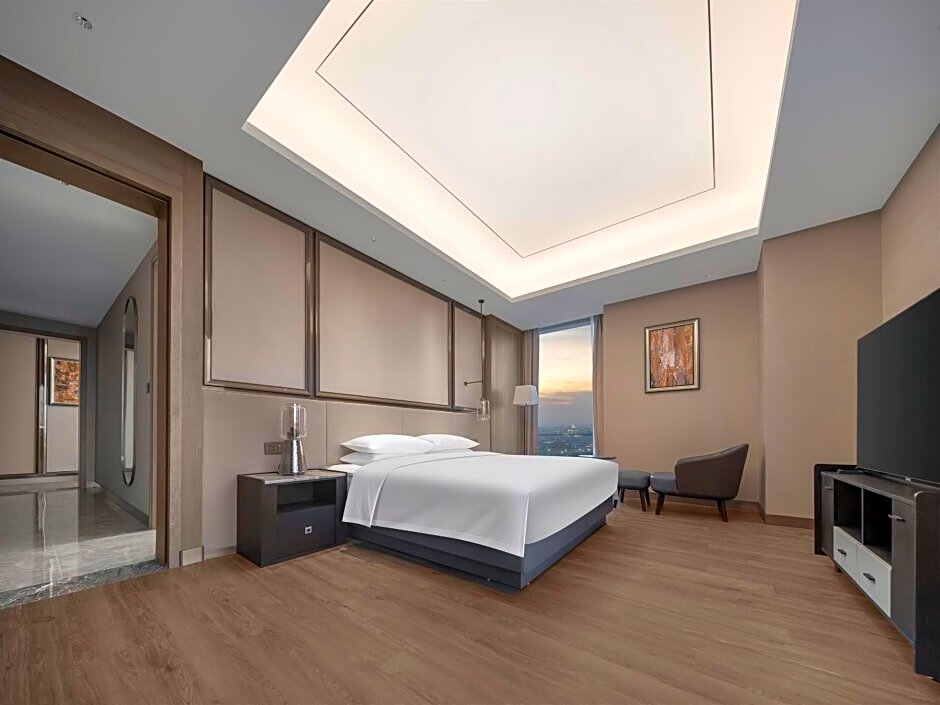 Suite cuádruple 2 dormitorios Crowne Plaza Hangzhou Linping, an IHG Hotel