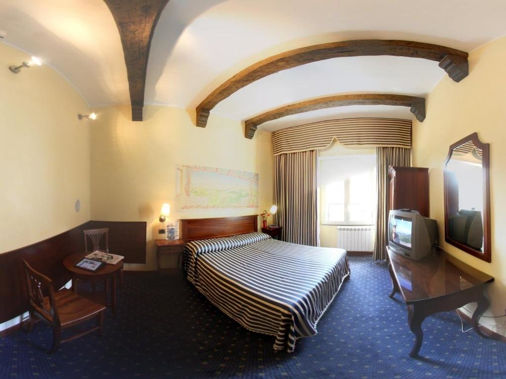 Standard Triple room Hotel La Pace - Experience