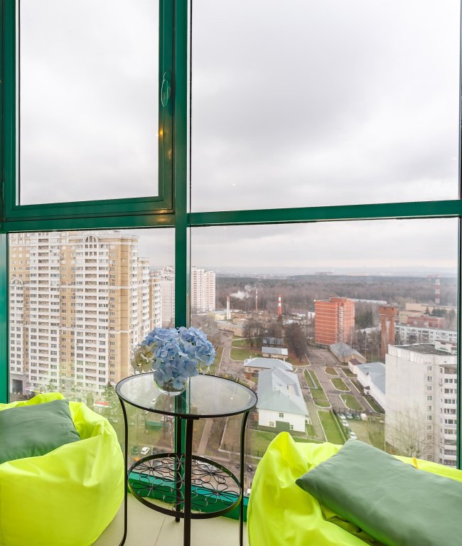 Monolocale con balcone Apartments on Kosmonavtov Boulevard 8