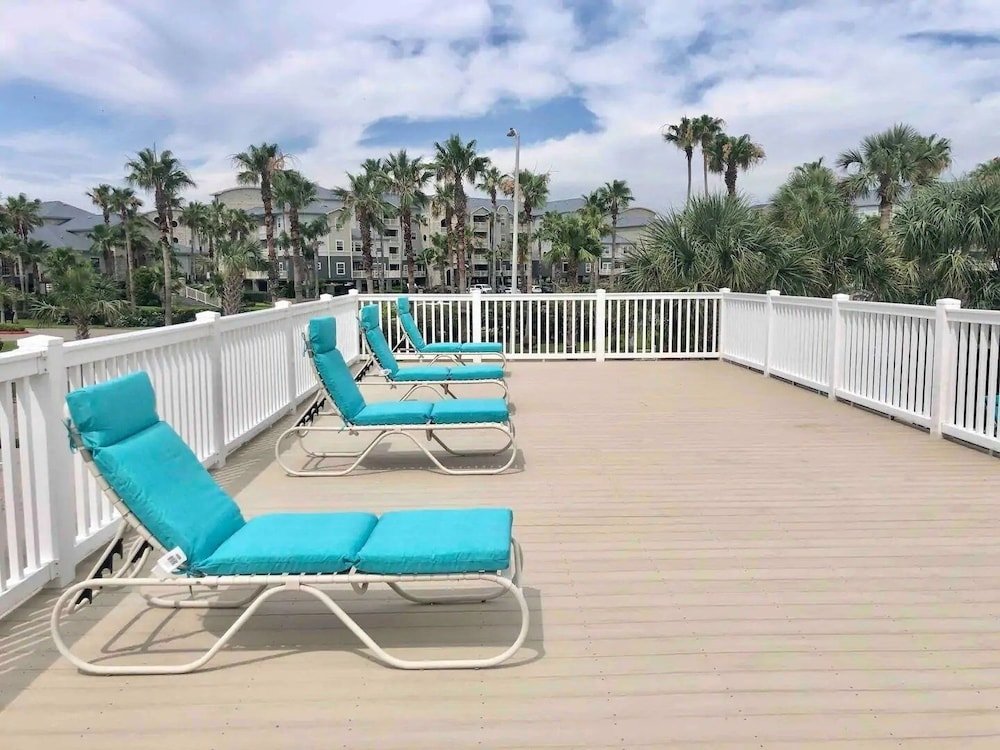 Standard Zimmer Sea-turtle 302 - Lovely 2br Beach Condo With Resort Amenities! Walk To Beach! 2 Bedroom Condo by Redawning