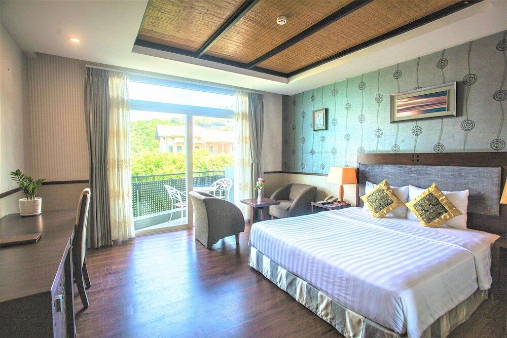 Двухместный номер Deluxe с балконом и с красивым видом из окна Seaside Resort Vung Tau